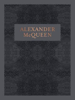 Alexander McQueen - Victoria & Albert Museum - 9781851778270 - Онлайн книжарница Ciela | ciela.com